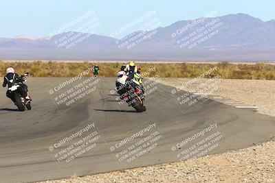 media/Jan-08-2022-SoCal Trackdays (Sat) [[1ec2777125]]/Turn 11 (215pm)/